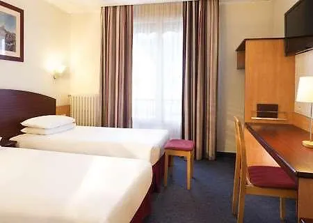 Escale Oceania Brest Hotel