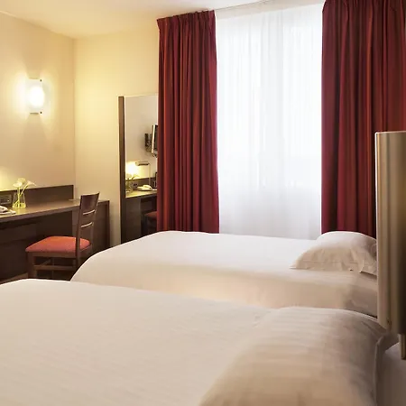 Escale Oceania Brest Hotel 3*