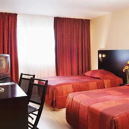 Escale Oceania Brest Hotel