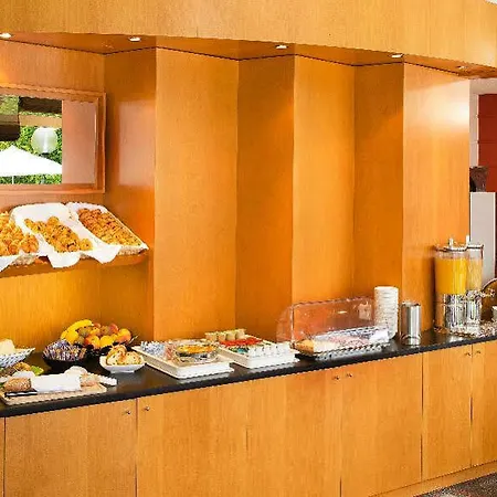 Escale Oceania Brest 3* Gouesnou